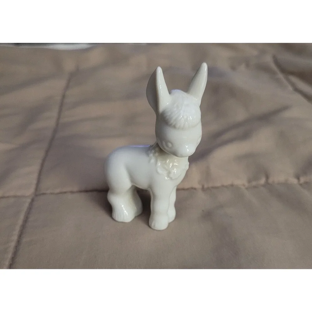 1980 Hallmark Mary Hamilton Donkey White Porcelain